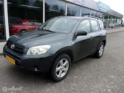 Toyota RAV4 - 2.0 VVTi Executive