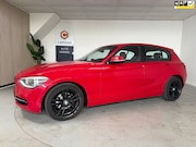 BMW 1-serie - 116i Upgrade Edition Airco, Navigatie, LMV, Lederen bekledin