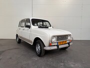 Renault 4 - R 4 GTL in staat gerestaureerd