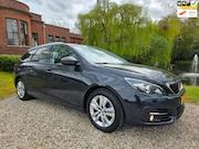 Peugeot 308 - 1.2 PureTech Blue Lease Executive