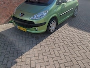 Peugeot 1007 - 1.4 Urban