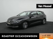 Volkswagen Golf - 1.4 eHybrid Style PHEV 204PK | COMFORTSTOELEN | NAVIGATIE |