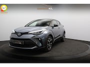 Toyota C-HR - 2.0 Hybrid Dynamic Two-Tone / LED / Carplay / Keyless / Priv