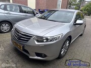 Honda Accord - 2.0 Lifestyle/ TREKHAAK