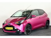 Toyota Aygo - 1.0 VVT-i x-cite / Leder / Aut / CarPlay / Camera / Allseaso