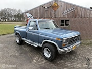 Ford F-150 - USA shortbed step side v8