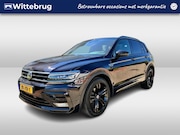 Volkswagen Tiguan - 1.5 TSI ACT Highline Business R / R-line/ Panodak / Navi / C