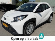 Toyota Aygo X - 1.0 VVT-i X Play Automaat/Carplay/Camera/Adap cruise