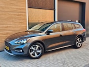 Ford Focus - Wagon 1.0 EcoBoost Active Business Pano Trekhaak Camera LED 