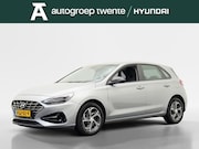 Hyundai i30 - 1.0 T-GDi MHEV Comfort | Navigatie | Keyless | Camera
