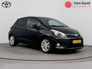 Toyota Yaris - 1.5 Full Hybrid Dynamic | Panoramadak | Navigatie | Keyless
