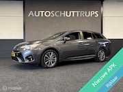 Toyota Avensis - 1.8 VVT-i Dynamic NAVI / CLIMA / CRUISE / TR.HAAK / DEALER O