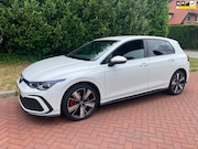 Volkswagen Golf - 1.4 eHybrid GTE btw dealer onderhouden hele auto vele opties