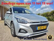 Hyundai i20 - 1.2i Premium! Camera! Carplay! Nwstaat! Carpass!! VAN/VOOR W