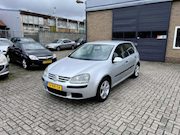 Volkswagen Golf - 1.4 FSI Trendline