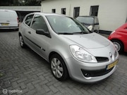 Renault Clio - 1.4-16V Dynamique nwe apk