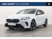 BMW 1-serie - 120 M Sport Automaat / Panoramadak / M Sportstoelen / Comfor