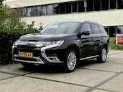 Mitsubishi Outlander - 2.4 PHEV Intense |CAMERA|CLIMA|CRUISE|TREKHAAK|APK TOT 30.09