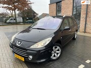 Peugeot 307 - 2.0-16V Pack
