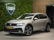 Volkswagen Tiguan - 2.0 TSI 4Motion R-Line / Trekhaak / CarPlay / ACC