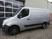 Renault Master - T28 2.3 dCi L1H1 Airco, cruise, Navi
