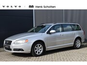Volvo V70 - 2.5T Momentum | 5-Cilinder | Trekhaak | Climate Control | Cr
