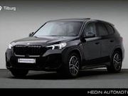 BMW iX1 - xDrive30 Launch Edition 67 kWh | Glazen Panoramada