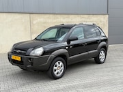 Hyundai Tucson - 2.7i V6 4WD Style NAP+AUTOMAAT+Climate+Cruise+Leder+ Stoelve