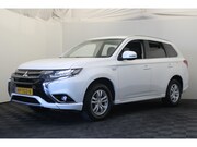 Mitsubishi Outlander - 2.0 PHEV Business Edition |Navi|Camera|
