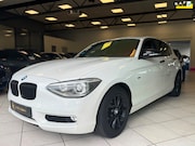BMW 1-serie - 116i Executive BJ. 2014 Automaat + Navi