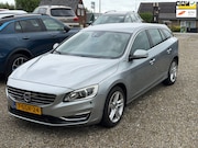 Volvo V60 - 2.4 D6 AWD Plug-In Hybrid Summum 50km AccuBereik NieuweBande