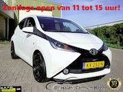 Toyota Aygo - 1.0 VVT-i x-Sport, 1e Eig! Camera! Lm Velgen! Zondag OPEN!
