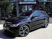 Volkswagen Tiguan - 1.5 TSI R-Line PANO KEYLESS CAM