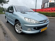 Peugeot 206 - 1.4 Air-line BJ 2006 AIRCO, SPORTVELGEN, ORG NL AUTO ZEER NE