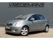 Toyota Yaris - 1.3 VVTi Luna MMT AUTOMAAT