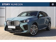 BMW iX2 - eDrive20 High Executive M Sport / Panoramadak / Sportstoelen