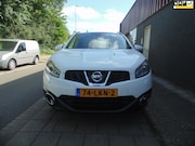 Nissan Qashqai - 2.0 Connect Edition MET AIRCO LEER NAVI PANODAK