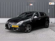 Alfa Romeo Giulietta - 1.4 T Distinctive*ClimateControl*Stoelverwarming