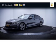 BMW 3-serie - 330iA M-SPORT High Executive SCHUIFDAK | FULL LED | CAMERA |