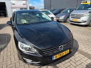 Volvo V60 - 2.4 D6 AWD Plug-In Hybrid Summum