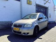 Toyota Yaris - 1.3 VVT-I S-LINE