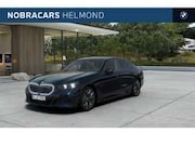 BMW i5 - eDrive40 M Sport / Panoramadak / Trekhaak / Adapti