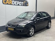 Ford Focus - 1.6-16V Futura