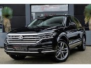 Volkswagen Touareg - 3.0 TSi eHybrid 4MOTION Elegance Volkswagen Touareg 3.0 TSI