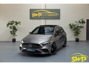 Mercedes-Benz B-klasse - 180 AMG Line | Pano | Multispaak 19 inch | Volledig leer | S
