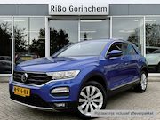 Volkswagen T-Roc - 1.5 TSI Sport Business R * Trekhaak * Stoelverwarming * Appl