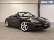 Porsche 911 - Cabrio 3.4 Carrera 4
