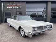 Chrysler Newport - 6.2 V8