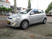 Hyundai i20 - 1.2i i-Motion 5-drs / AIRCO / TREKHAAK / i.z.g.st / 74dkm