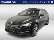 Skoda Superb - Combi 1.4 TSI iV Sportline / AUTOMAAT/ PANO/ TREKHAAK/ STUUR